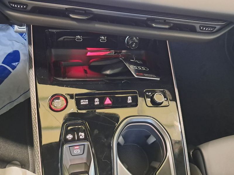 2026 Audi A6 45 TFSI Quattro S Line photo 17