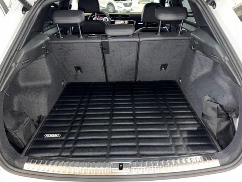 2025 Audi Q3 40 TFSI Quattro Premium photo 18