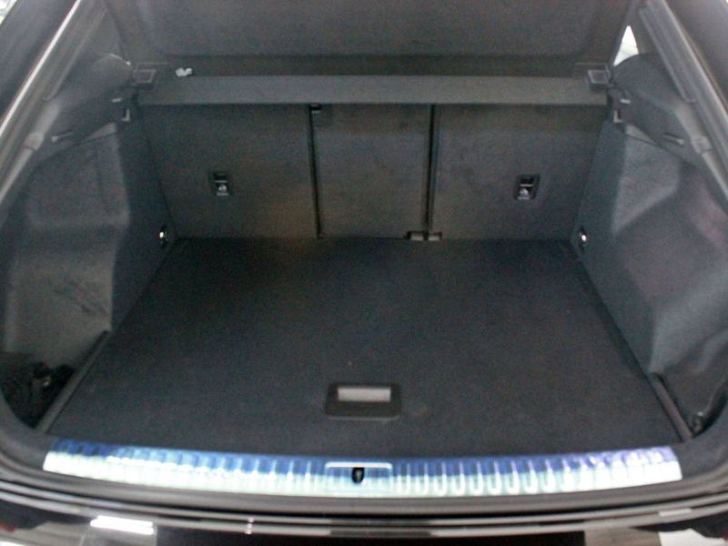 2026 Audi Q3 40 TFSI Quattro Premium photo 18