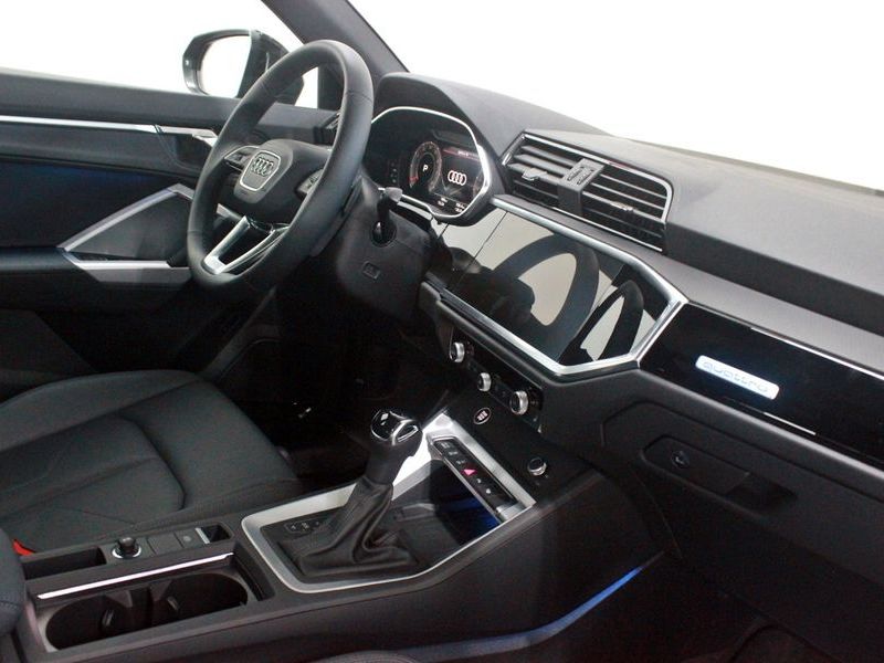 2026 Audi Q3 40 TFSI Quattro Premium photo 20