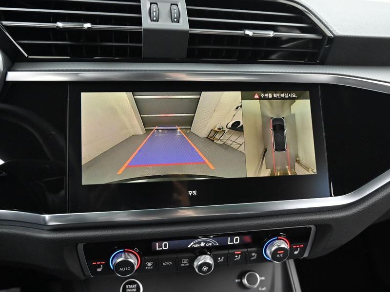 2025 Audi Q3 40 TFSI Quattro Premium photo 15