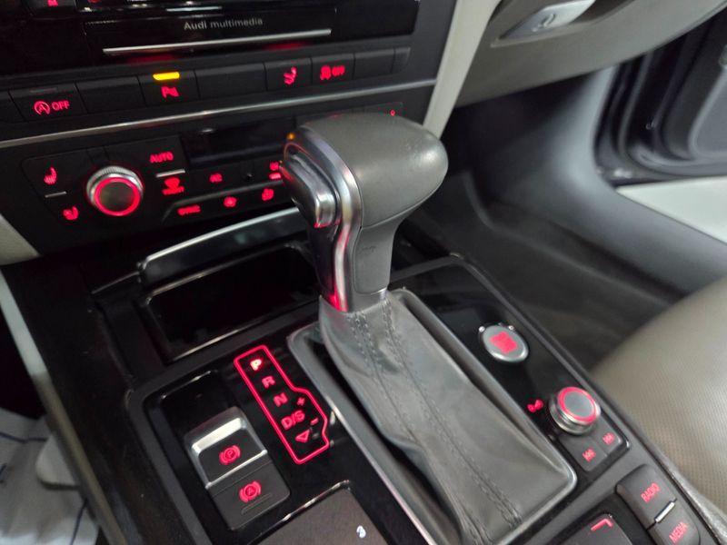 2013 Audi A7 3.0 TFSI Quattro Dynamic 4G photo 9