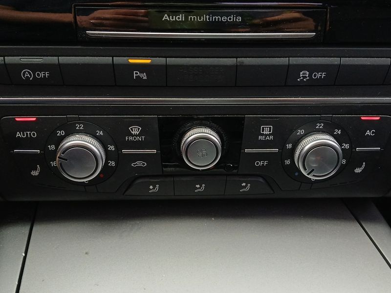 2014 Audi A6 2.0 TDI C7 photo 17