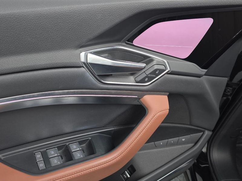 2023 Audi e-tron 55 Quattro Sportback photo 14