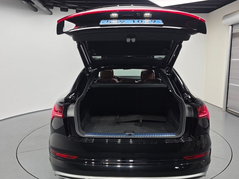 2023 Audi e-tron 55 Quattro Sportback photo 20