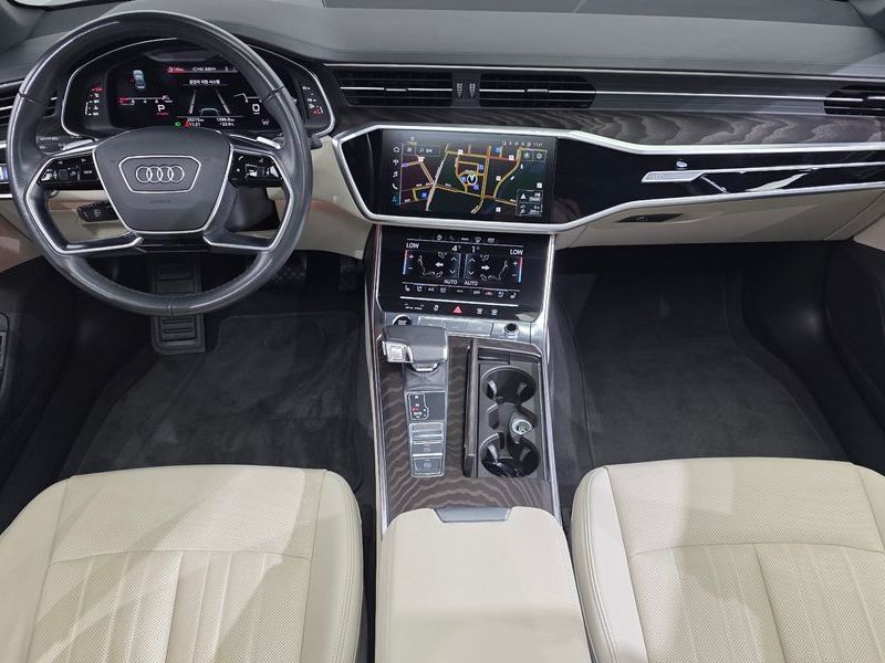 2024 Audi A6 45 TFSI Premium photo 7