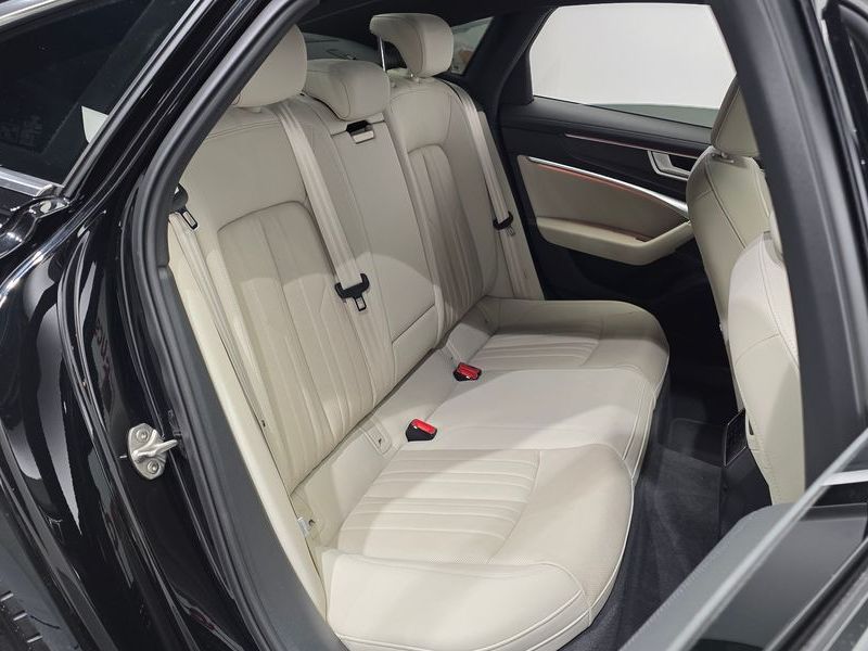 2024 Audi A6 45 TFSI Premium photo 12