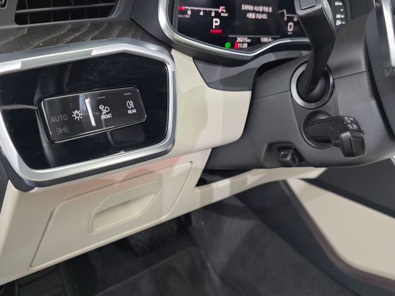 2024 Audi A6 45 TFSI Premium photo 19