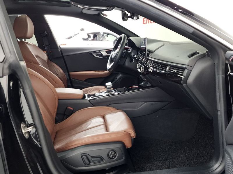 2021 Audi A5 45 TFSI Quattro Premium Sportback photo 11