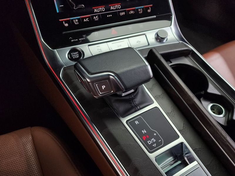 2022 Audi A6 45 TFSI Premium photo 9