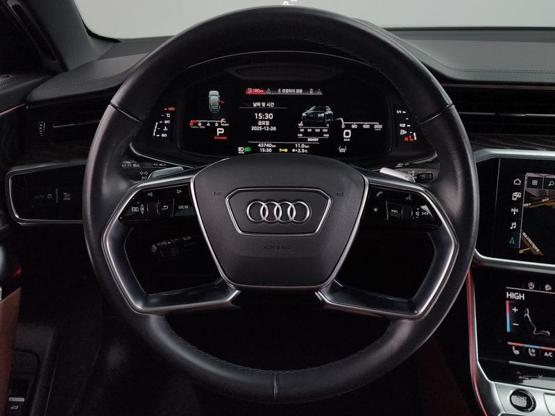 2022 Audi A6 45 TFSI Premium photo 13