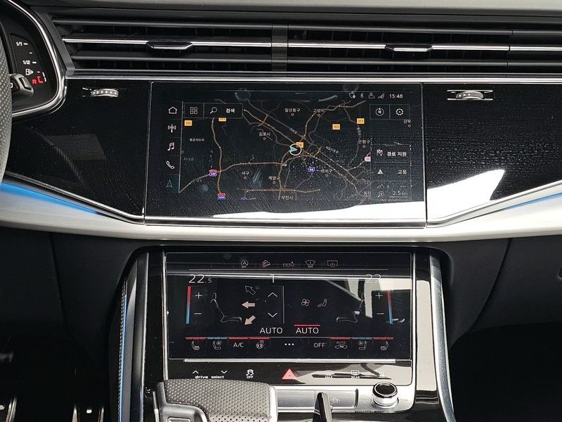 2020 Audi Q8 50 TDI Quattro Premium photo 15