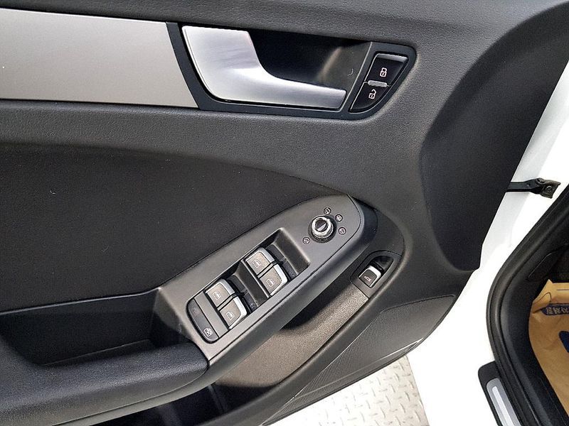 2015 Audi A4 30 TDI B8 photo 11