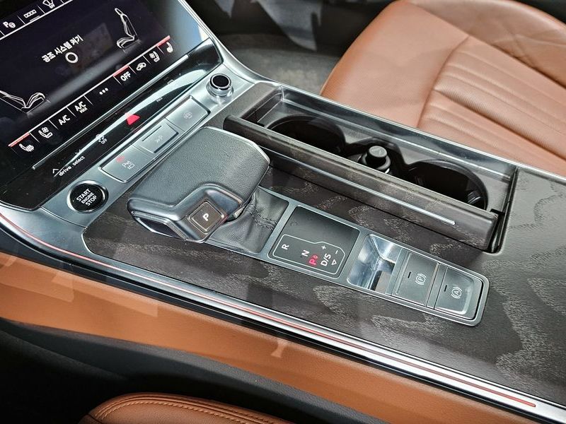 2023 Audi A6 40 TDI Premium photo 9