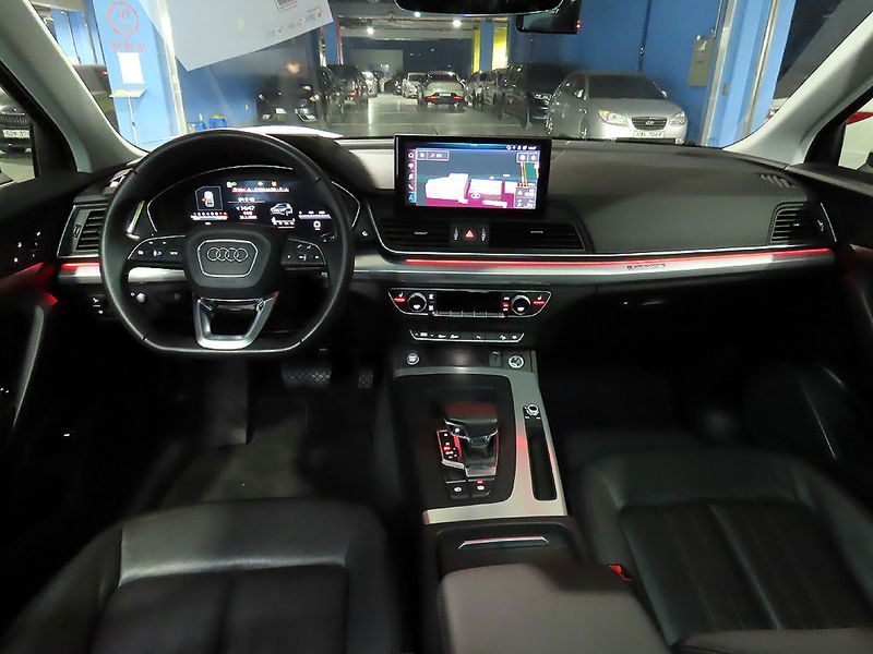 2023 Audi Q5 45 TFSI Quattro photo 7