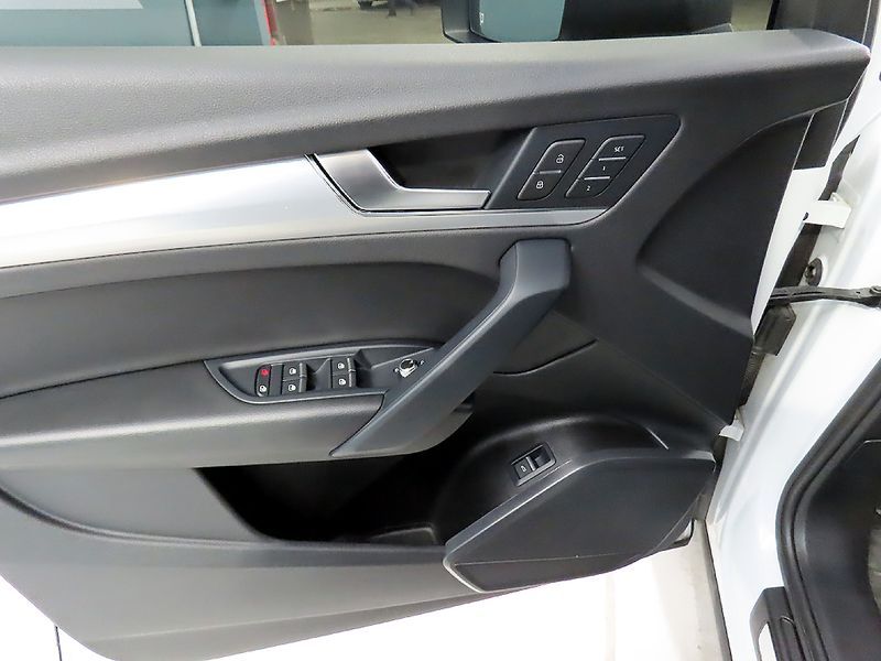 2023 Audi Q5 45 TFSI Quattro photo 17