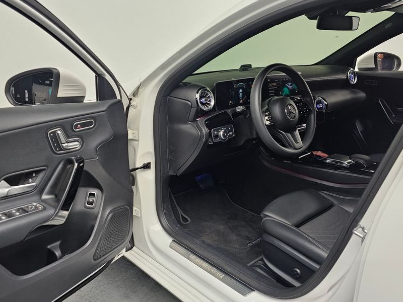 2020 Mercedes-Benz A-Class A220 Sedan photo 11