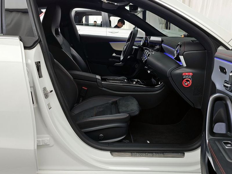 2026 Mercedes-Benz A-Class CLA250 4MATIC photo 11