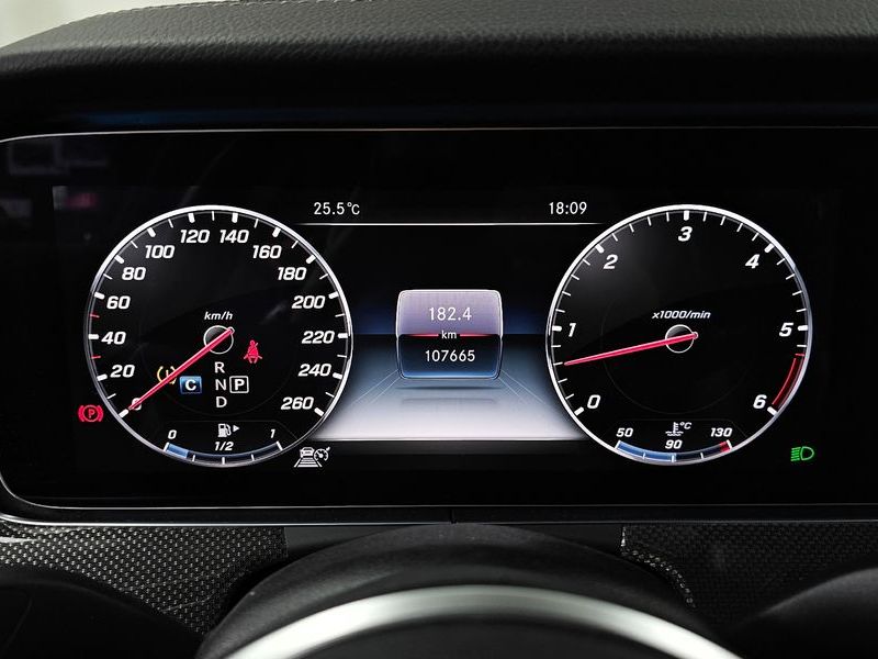 2019 Mercedes-Benz S-Class CLS400d 4MATIC AMG Line photo 8