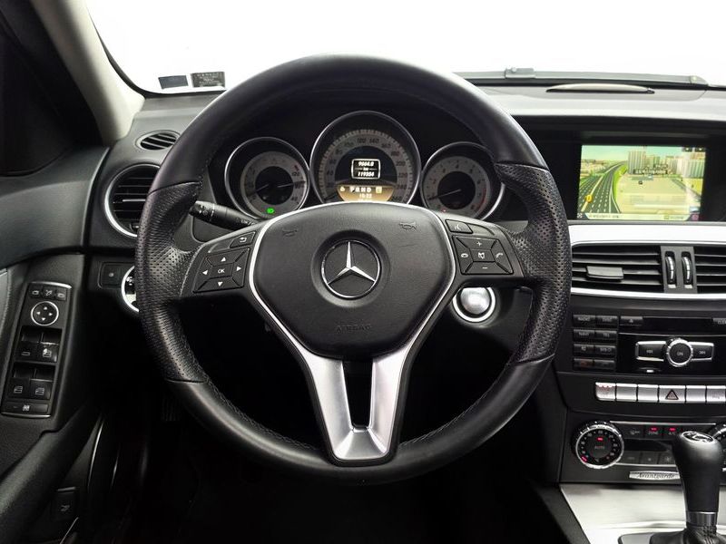 2012 Mercedes-Benz C-Class C200 CGI AVANTGARDE photo 13