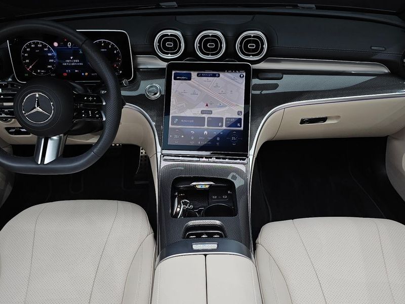 2026 Mercedes-Benz E-Class CLE200 Cabriolet photo 7