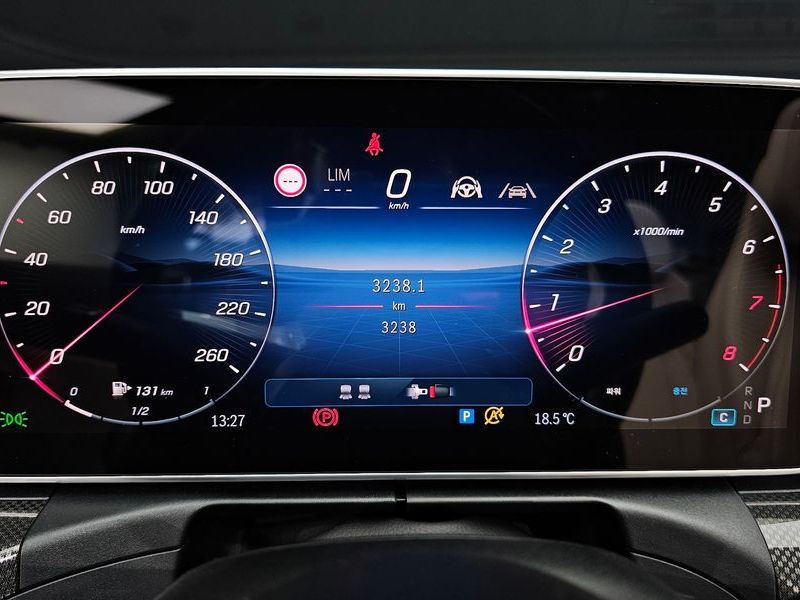 2026 Mercedes-Benz E-Class CLE200 Cabriolet photo 8