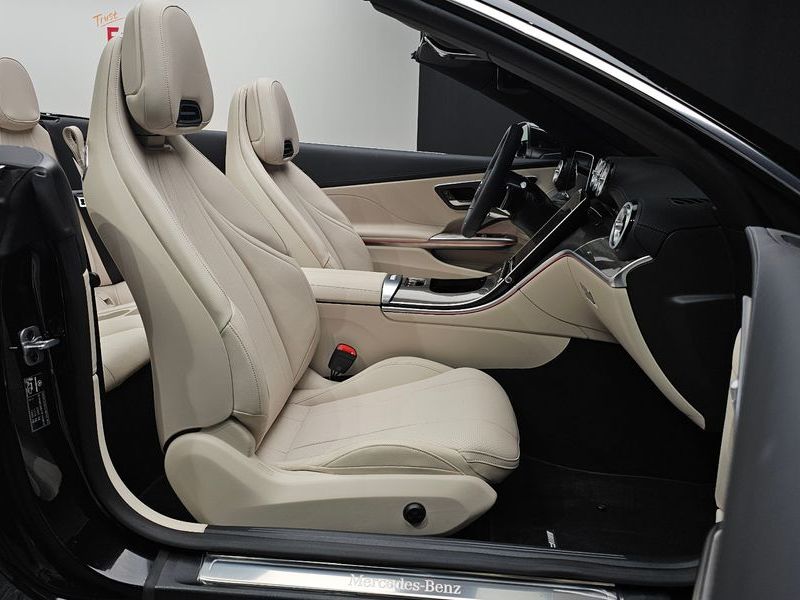 2026 Mercedes-Benz E-Class CLE200 Cabriolet photo 10