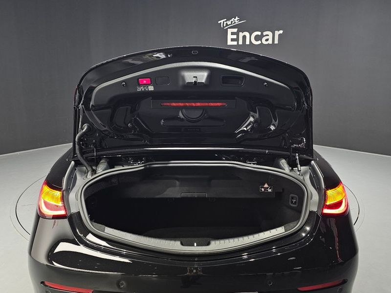 2026 Mercedes-Benz E-Class CLE200 Cabriolet photo 20