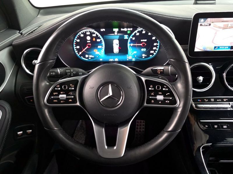 2022 Mercedes-Benz C-Class GLC300e 4MATIC photo 13
