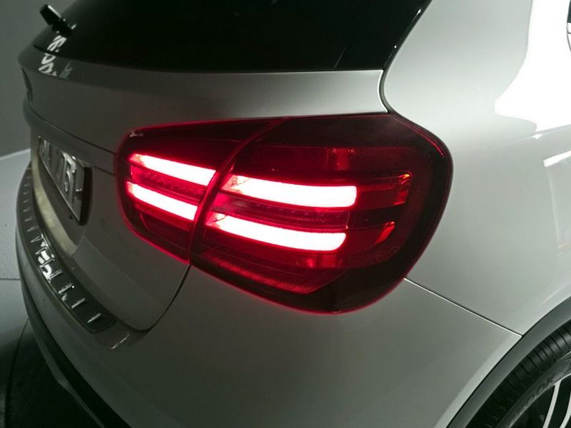 2018 Mercedes-Benz A-Class GLA220 photo 23