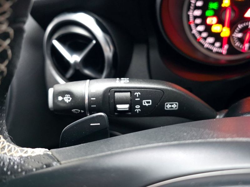 2018 Mercedes-Benz A-Class GLA220 photo 27