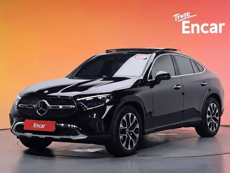 2026 Mercedes-Benz C-Class GLC300 4MATIC Avnatgarde Coupe photo 1