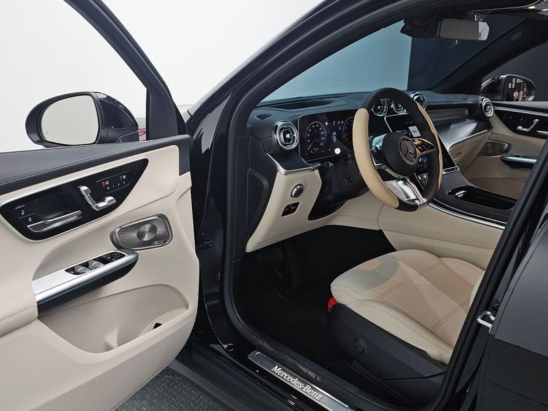 2026 Mercedes-Benz C-Class GLC300 4MATIC Avnatgarde Coupe photo 10