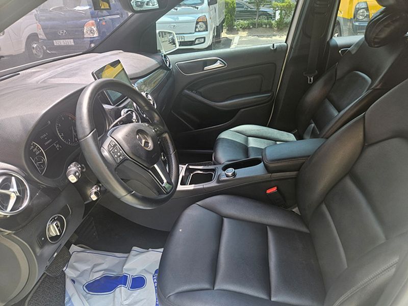 2015 Mercedes-Benz B-Class B200 CDI photo 8