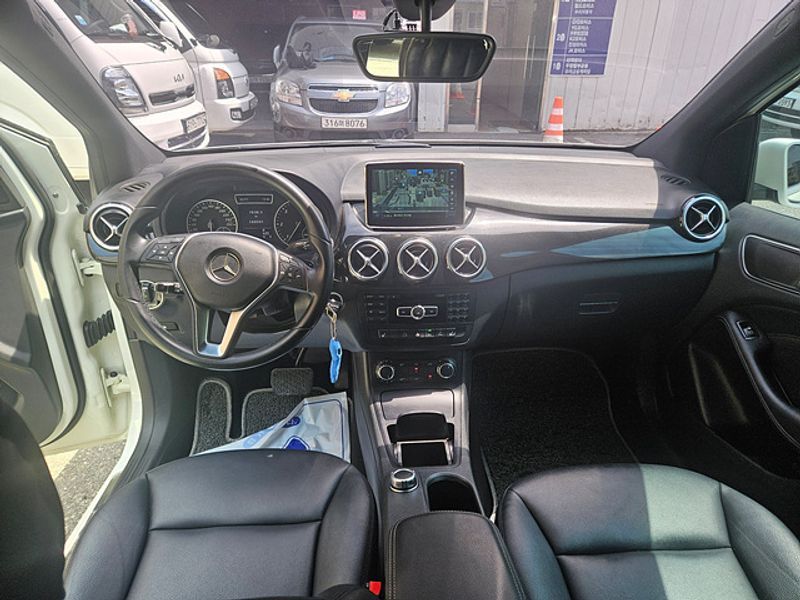 2015 Mercedes-Benz B-Class B200 CDI photo 10