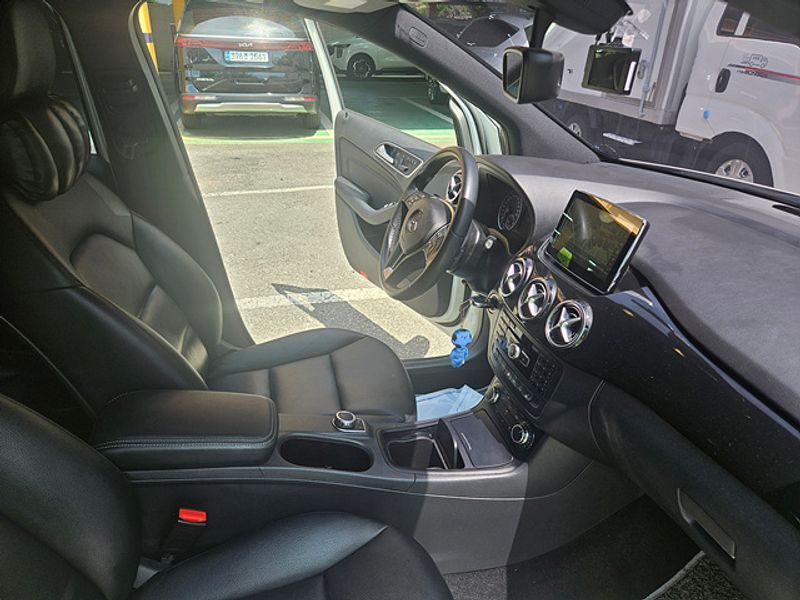 2015 Mercedes-Benz B-Class B200 CDI photo 13