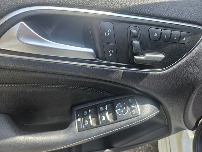 2015 Mercedes-Benz B-Class B200 CDI photo 15
