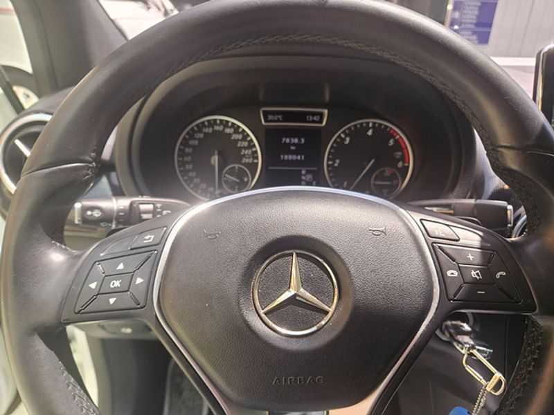 2015 Mercedes-Benz B-Class B200 CDI photo 19