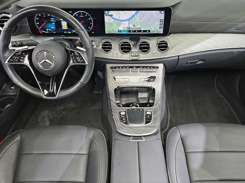2022 Mercedes-Benz E-Class E350 4MATIC Avantgarde photo 7