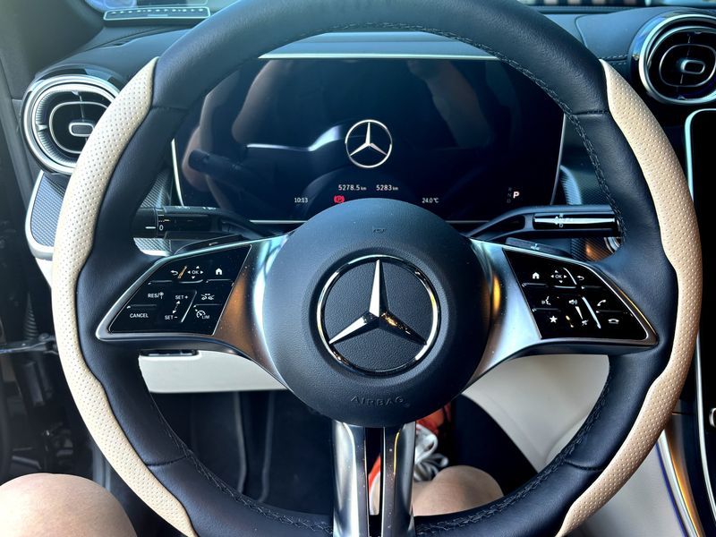 2026 Mercedes-Benz C-Class GLC300 4MATIC Avnatgarde Coupe photo 8