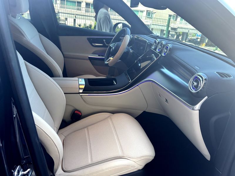 2026 Mercedes-Benz C-Class GLC300 4MATIC Avnatgarde Coupe photo 12