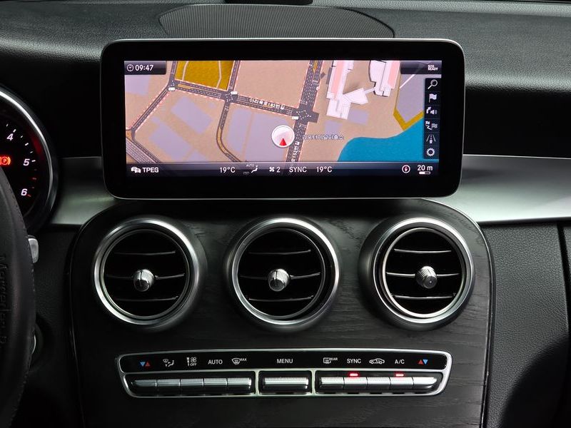 2019 Mercedes-Benz C-Class C220 d Avantgarde photo 14