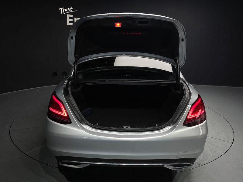 2019 Mercedes-Benz C-Class C220 d Avantgarde photo 20