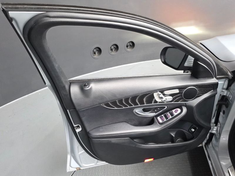 2019 Mercedes-Benz C-Class C220 d Avantgarde photo 27