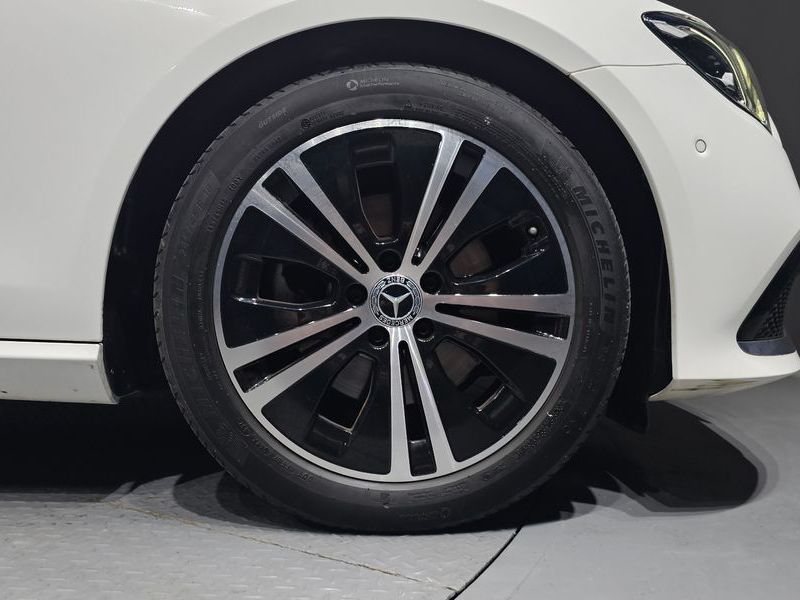 2021 Mercedes-Benz E-Class E250 Avantgarde photo 21