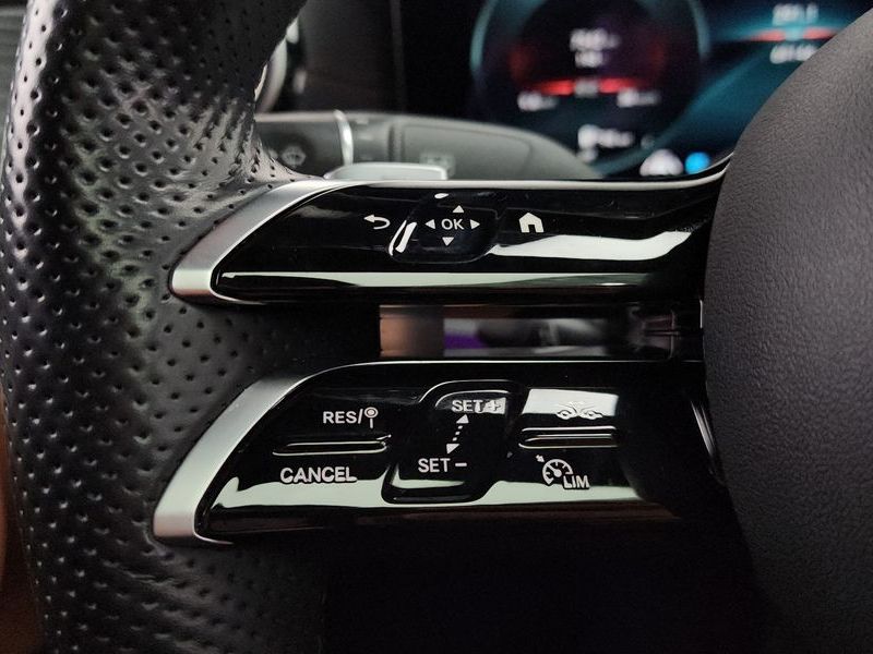 2021 Mercedes-Benz E-Class E350 4MATIC AMG Line photo 16