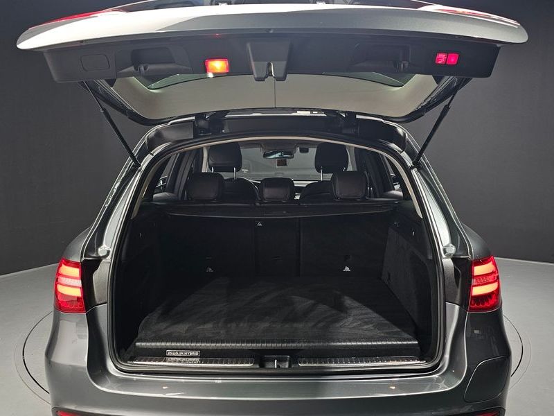 2019 Mercedes-Benz C-Class GLC350e 4MATIC Premium photo 20