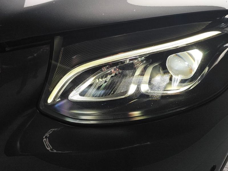 2019 Mercedes-Benz C-Class GLC350e 4MATIC Premium photo 22