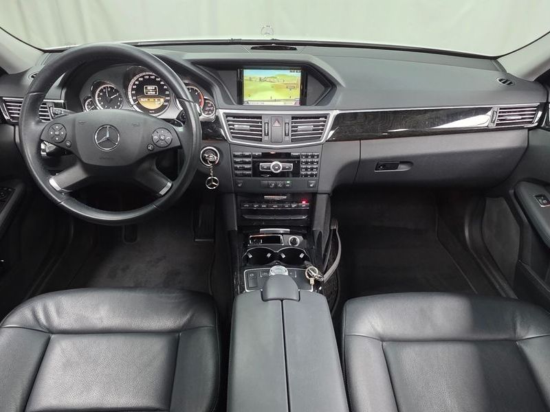 2012 Mercedes-Benz E-Class E220 CDI Avantgarde photo 7