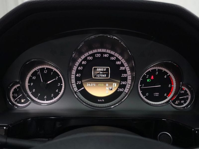 2012 Mercedes-Benz E-Class E220 CDI Avantgarde photo 8